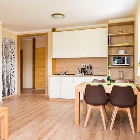 Apartamento Elejan Bešeňová Exterior foto