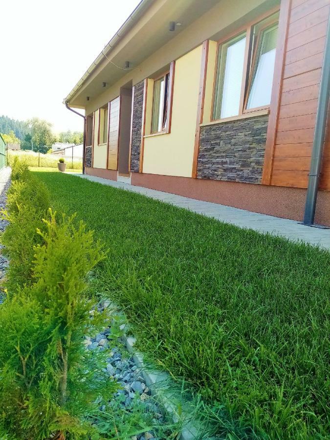Apartamento Elejan Bešeňová Exterior foto
