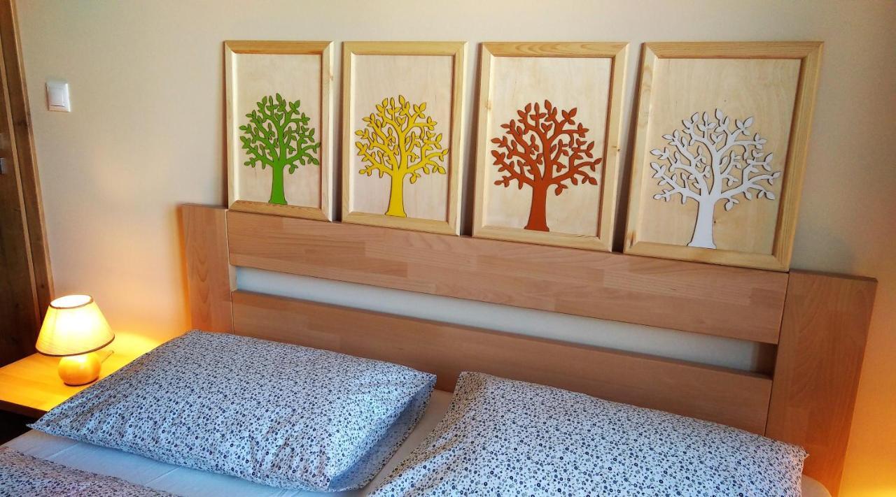 Apartamento Elejan Bešeňová Exterior foto