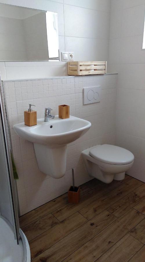 Apartamento Elejan Bešeňová Exterior foto